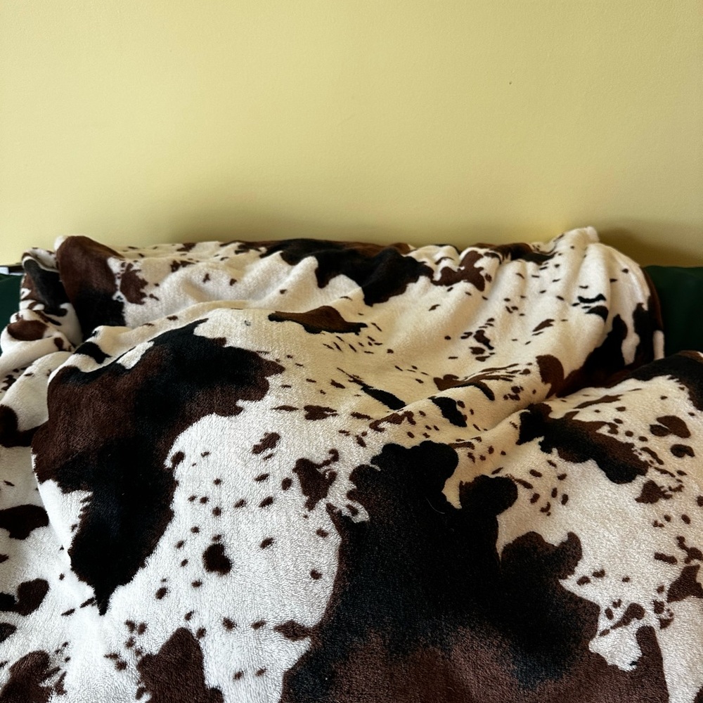 Cow Print Fleece Blanket